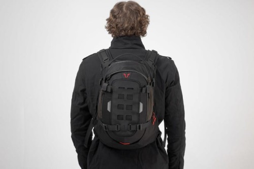 Przejdź do produktu PLECAK SW-MOTECH PRO COSMO BLACK/ANTHRACITE 16L